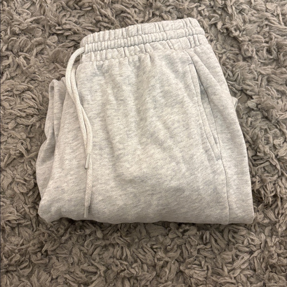 Old navy cuffed Cozy Gray Sweatpants